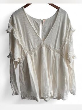 Free People Women's Cream V-Neck Lightweight Ruffle Peasant Romper